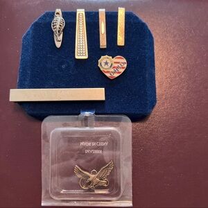 Multiples Gold and Silver Men's Tie Clips, Zipper Pull, Pin Accessories
